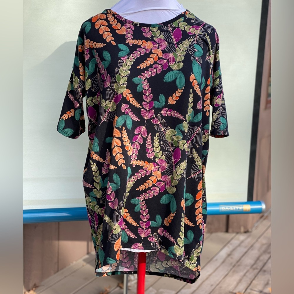 LuLaRoe Irma. Size Extra small. Great condition